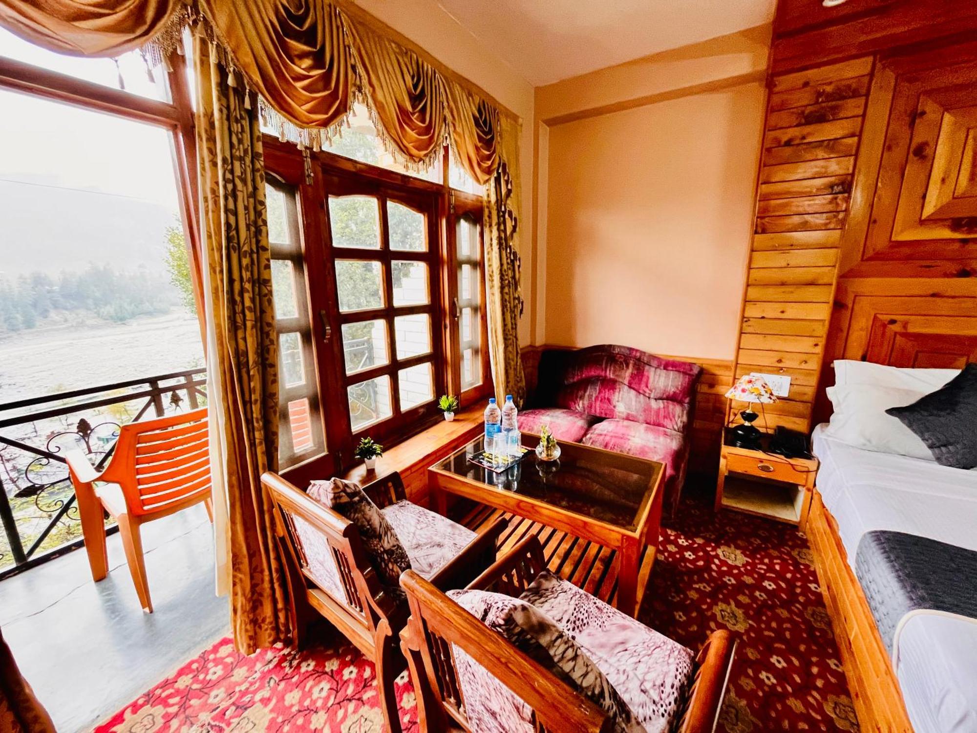 The Hollywood Vibes - #Riverview #Premium Rooms #Prime Location #Most Awarded #Parking #Top Rated #Open Terrace #Best Selling Hotel In Manali Luaran gambar