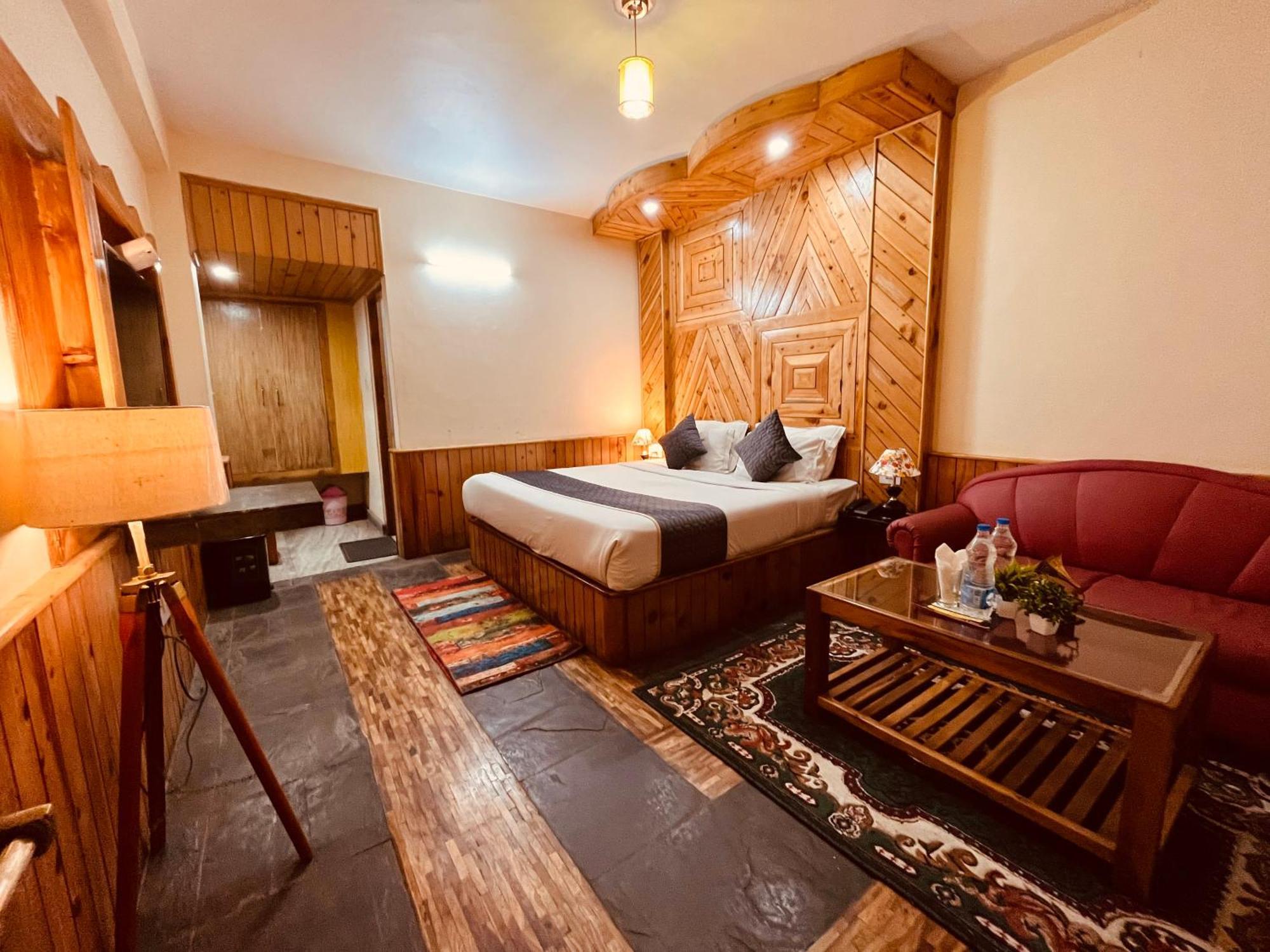 The Hollywood Vibes - #Riverview #Premium Rooms #Prime Location #Most Awarded #Parking #Top Rated #Open Terrace #Best Selling Hotel In Manali Luaran gambar