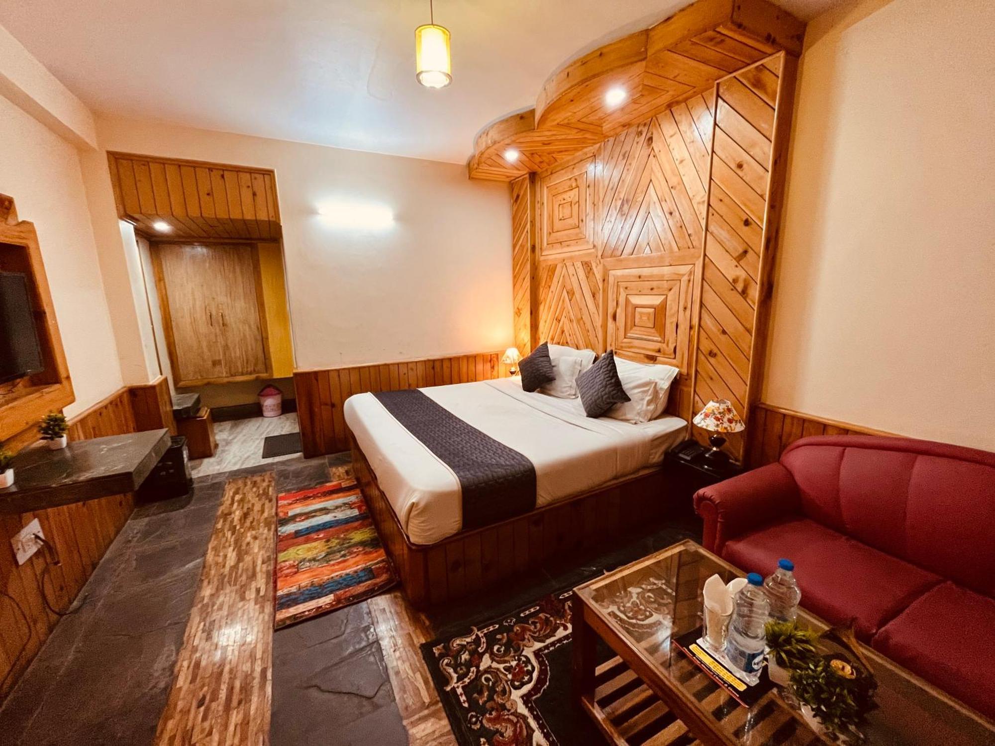 The Hollywood Vibes - #Riverview #Premium Rooms #Prime Location #Most Awarded #Parking #Top Rated #Open Terrace #Best Selling Hotel In Manali Luaran gambar