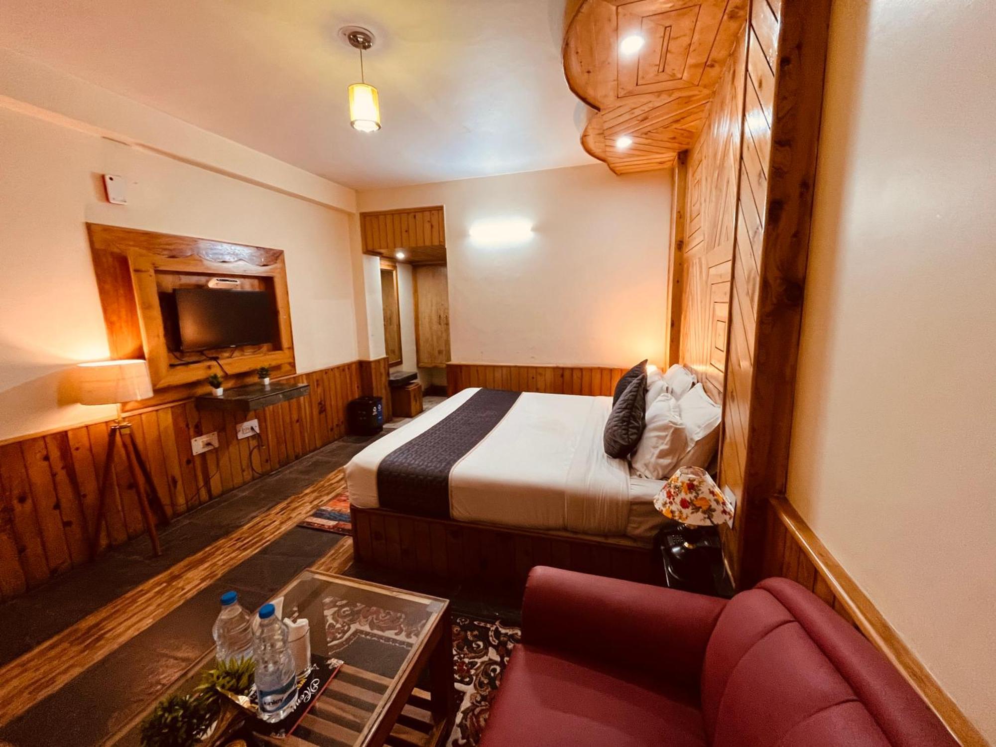 The Hollywood Vibes - #Riverview #Premium Rooms #Prime Location #Most Awarded #Parking #Top Rated #Open Terrace #Best Selling Hotel In Manali Luaran gambar